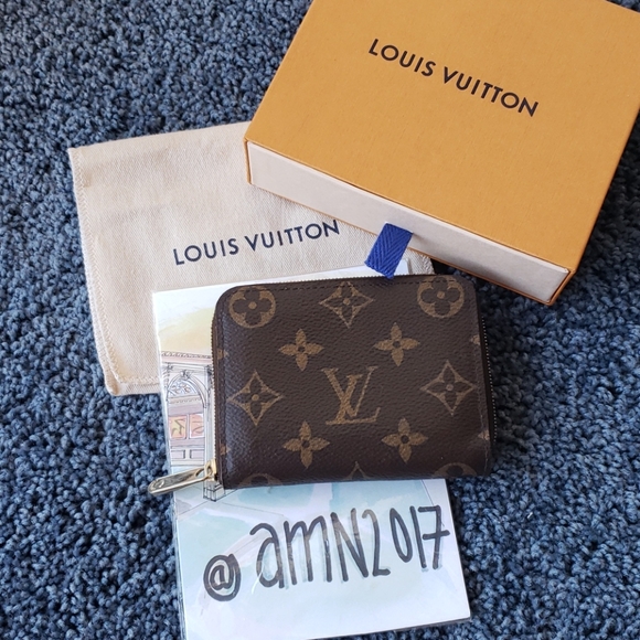 Louis Vuitton Handbags - Louis Vuitton Zippy Coin Purse